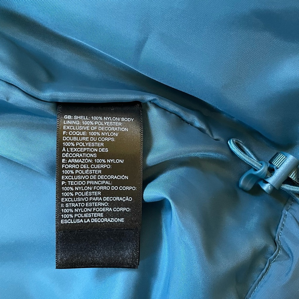 The North Face Men’s Resolve 2 Waterproof Jacket In Mallard Blue - Picture 7 of 9